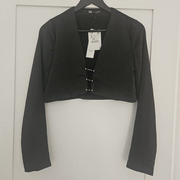 Zara Elegant Black Long Sleeve Crop Top - Picture 1 of 2
